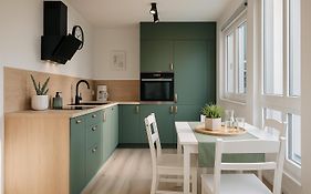 Fjord Stay - Neue Apartment in Kiel - Free Park - 24-7 Check in - Helsinki